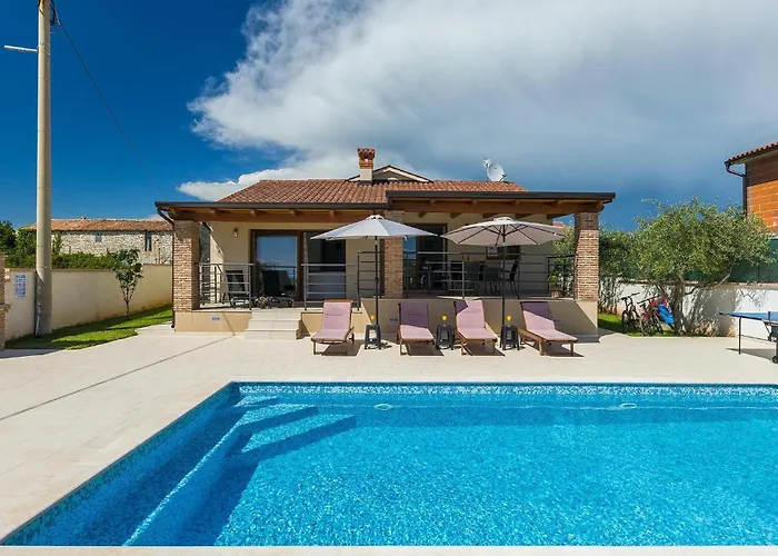 Dom wakacyjny Monteci *